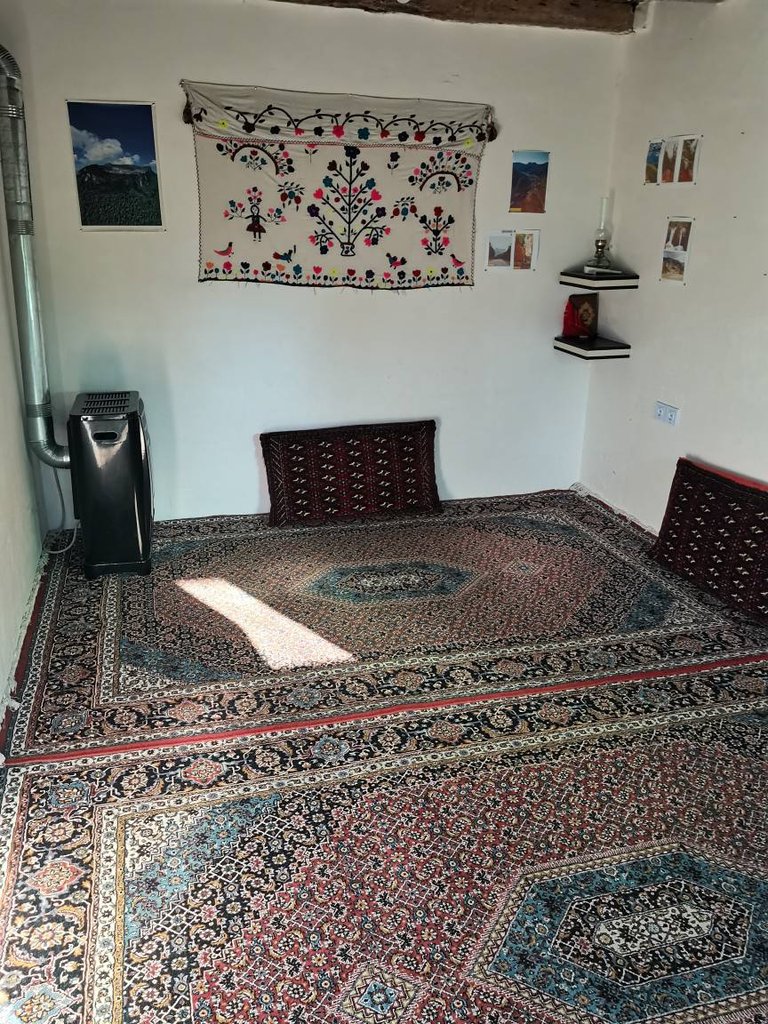 بوم گردی خانه کوهنورد اُمید - واحد 4 نفره