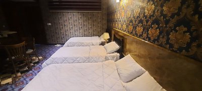 سوئیت اتابک - واحد ۳۰۲