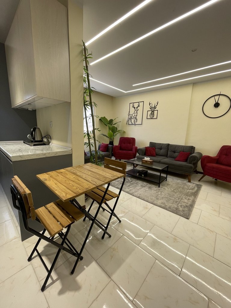 آپارتمان دوخوابه فاز ۱۱