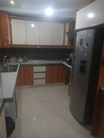 آپارتمان یک خوابه نصف جهان همکف فوژان