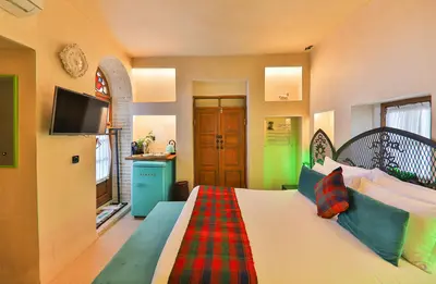 اقامتگاه سنتی صارم الدوله ونوشک - واحد سبز