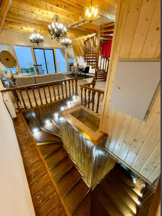 کلبه سه خوابه دوبلکس جنگلی استخردار آبگرم وگاس