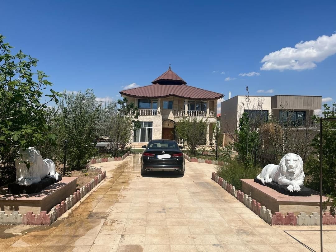 ویلا پنج خوابه دوبلکس استخردار آبگرم عمارت هوتارو