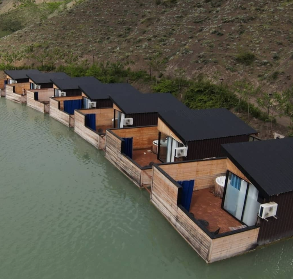 کلبه ولشت واحد شناور 