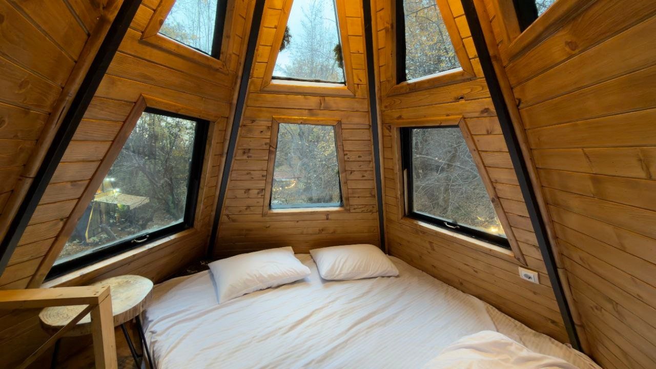 کلبه ایران بانو واحد الماس