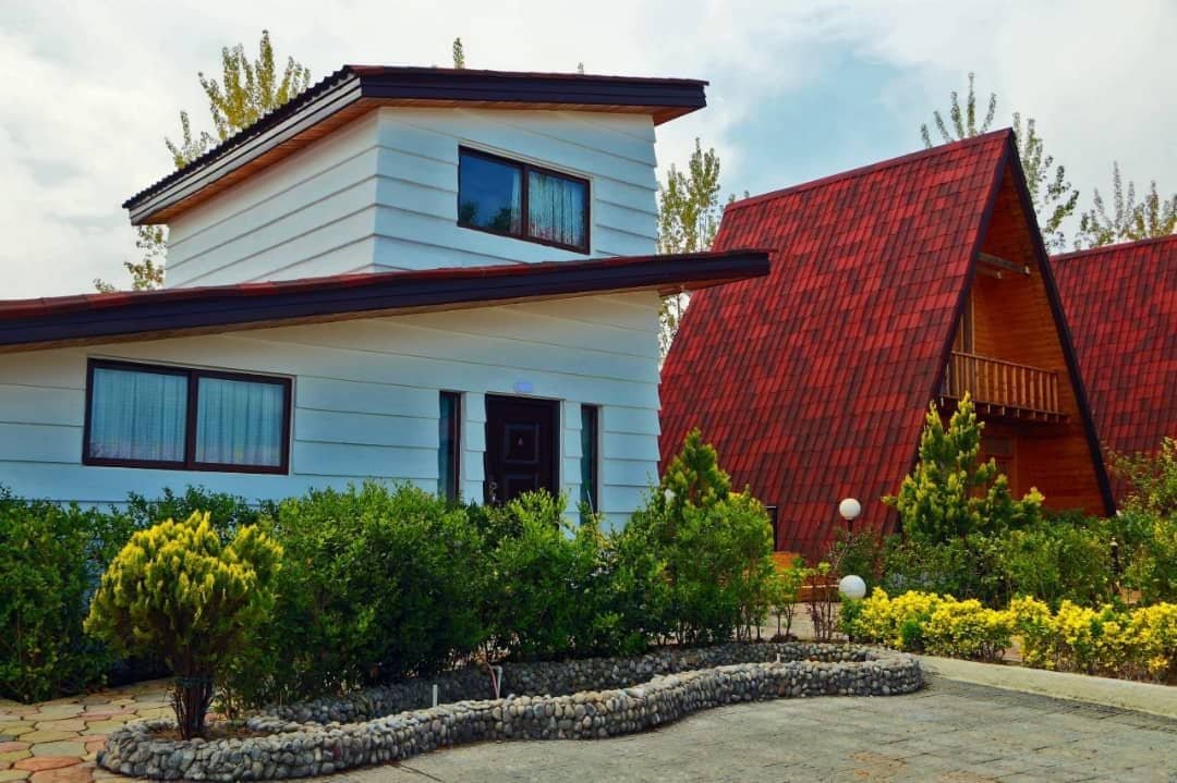 کلبه یک خوابه  سوئیسی استخردار شهرک هیرکان