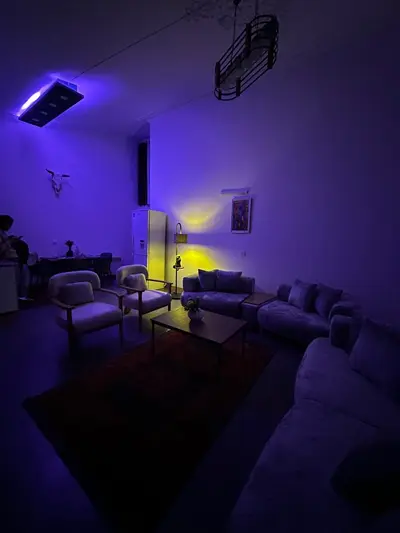 آپارتمان دوخوابه بام زعفرانیه واحد 12