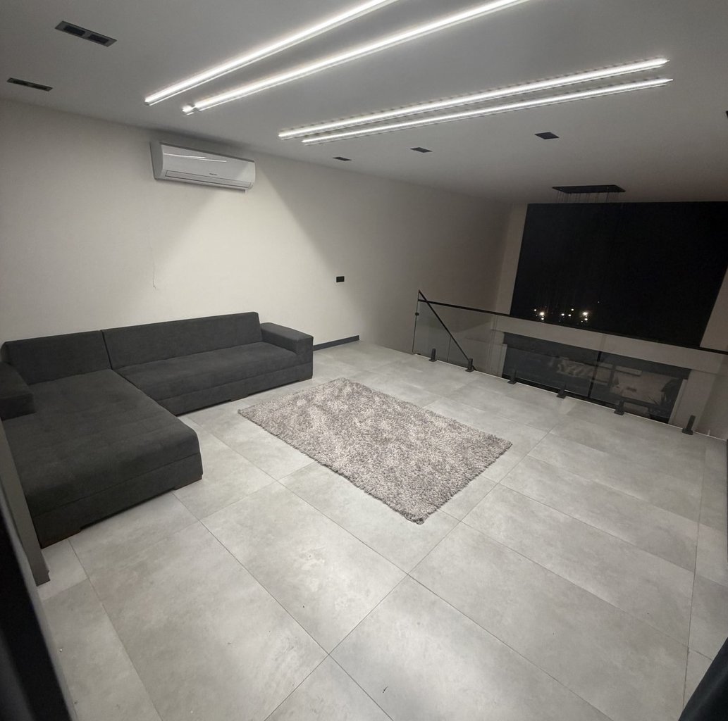 ویلا سه خوابه استخردار آبگرم جانا