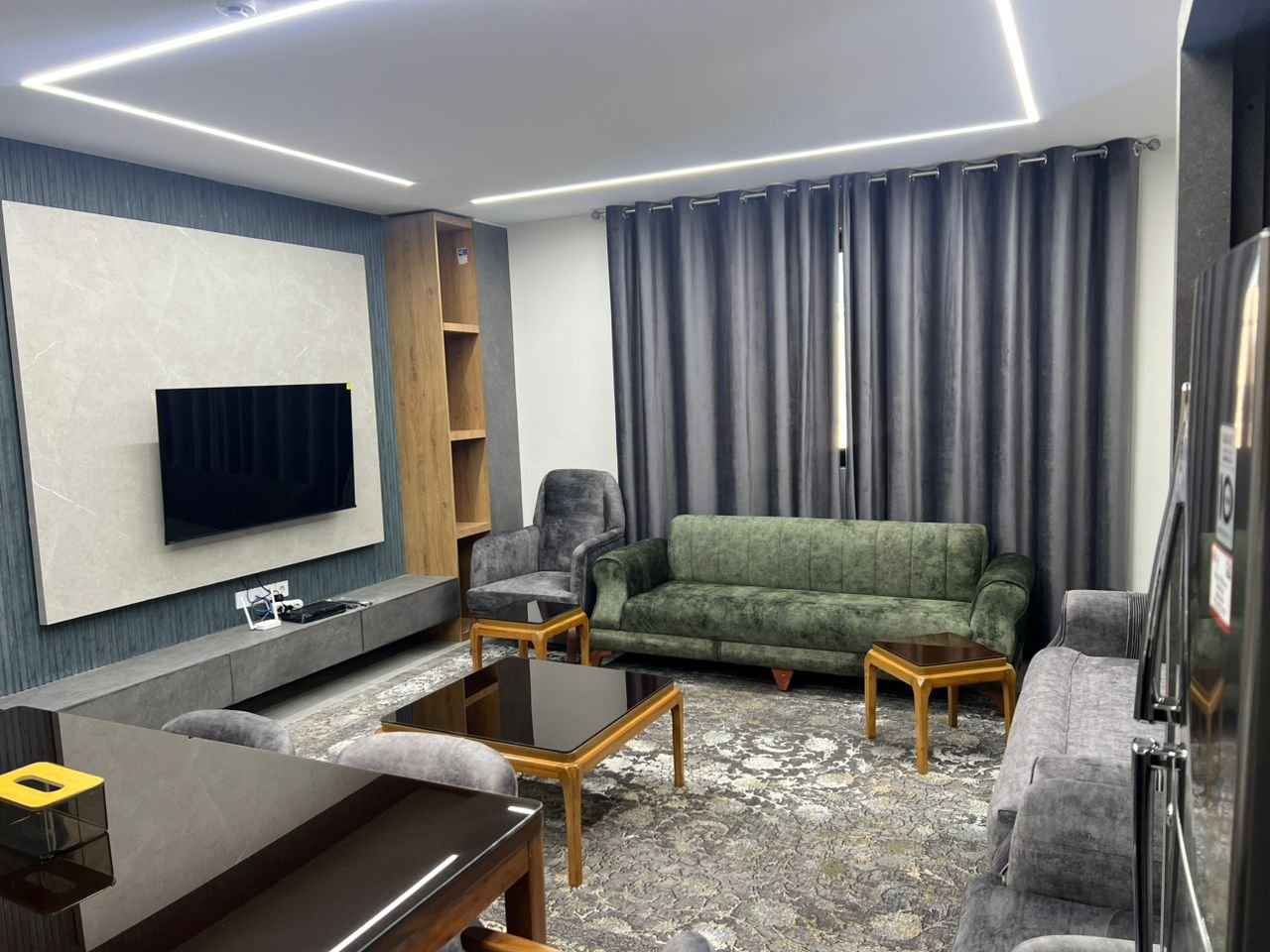 آپارتمان دوخوابه سام پلازا 1