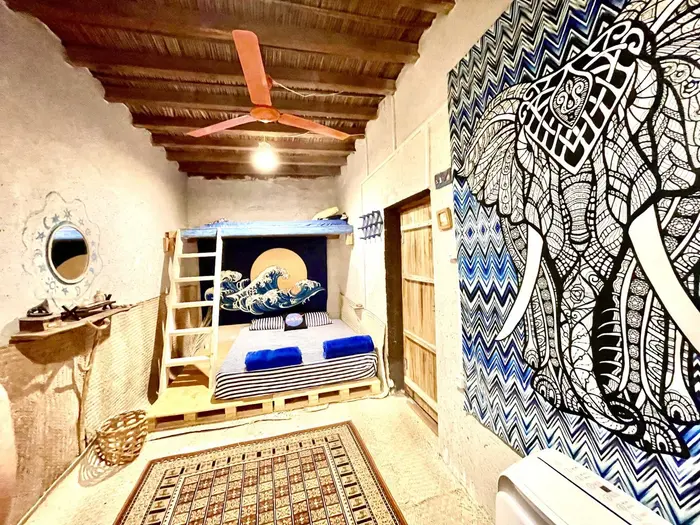 بوم گردی خانه خورشید هرمز - واحد دیریا