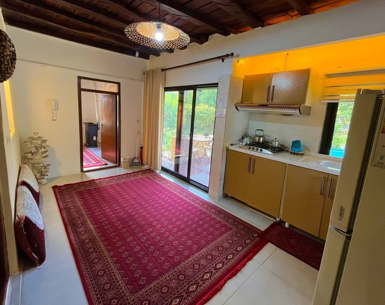 ویلا یک خوابه سنتی چیکا