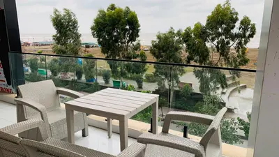 آپارتمان نوریس - واحد آبی