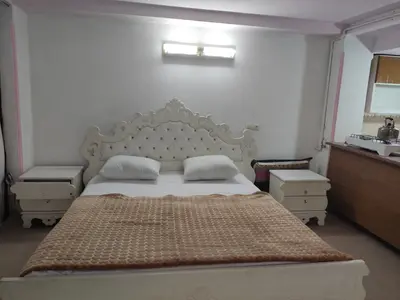 سوئیت فلت پاییز ۲۵