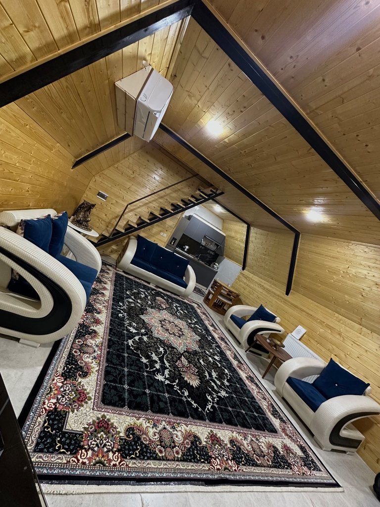کلبه دوخوابه سوئیسی آشیان