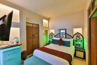 اقامتگاه سنتی صارم الدوله ونوشک - واحد سبز