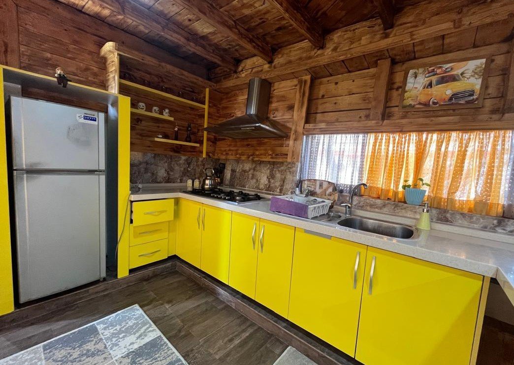 کلبه یک خوابه لنج شاهین  طبقه  پایین