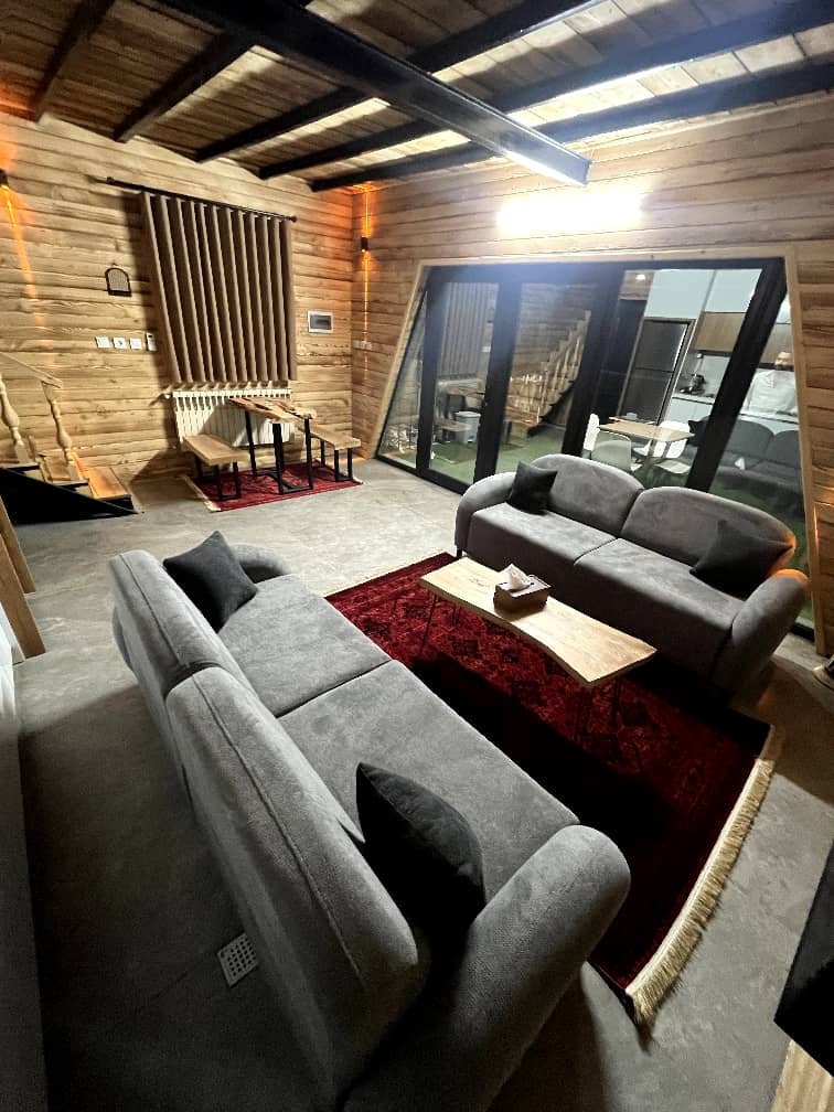 کلبه دوخوابه سوئیسی تریپلکس موج