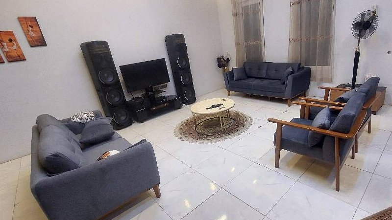 ویلا چهارخوابه استخردار آبگرم رویال مدرن