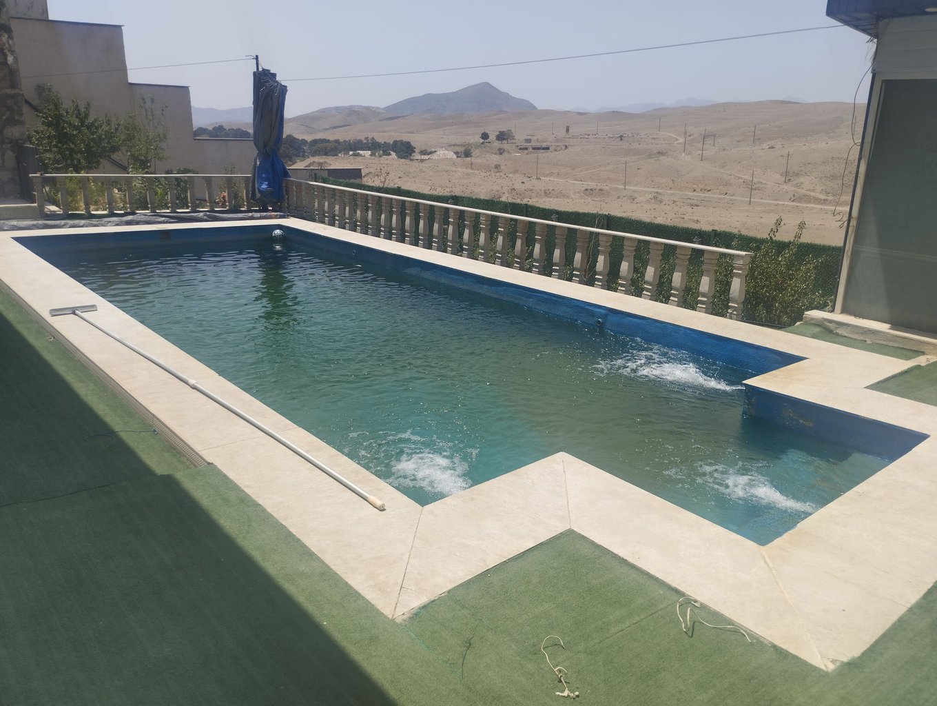 ویلا دوخوابه استخردار آبگرم برزو