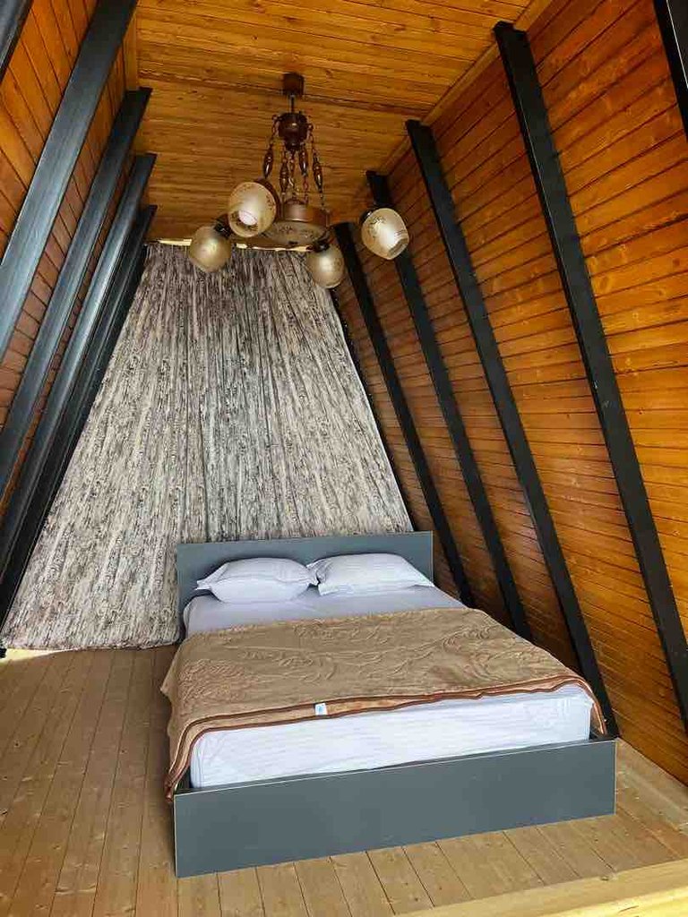 یک خوابه کهنه ده