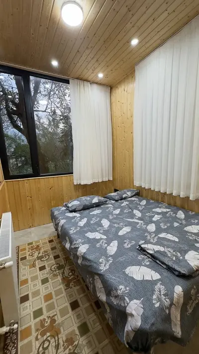 کلبه دوخوابه سوئیسی تتل