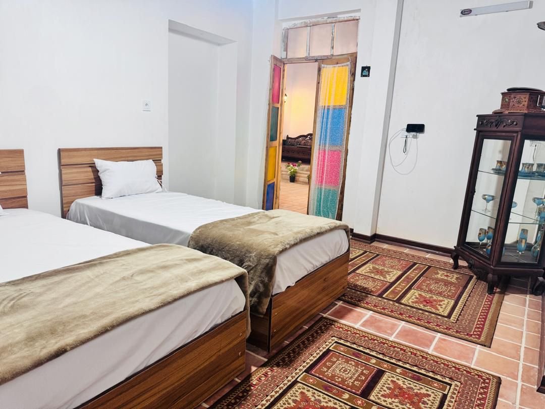 خانم بهار - واحد 3