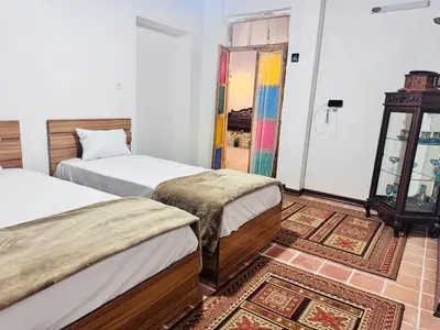 اقامتگاه سنتی خانم بهار - واحد 3