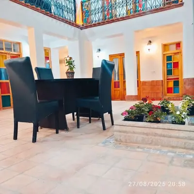اقامتگاه سنتی خانم بهار 1 - واحد ۱