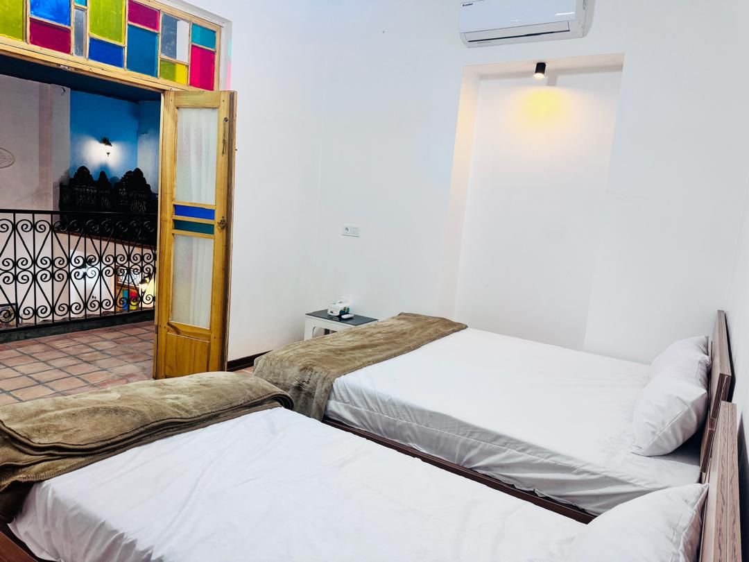 خانم بهار - واحد 4