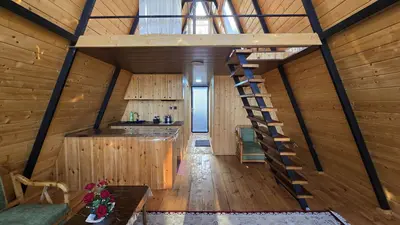 کلبه یک خوابه سوئیسی شهاب