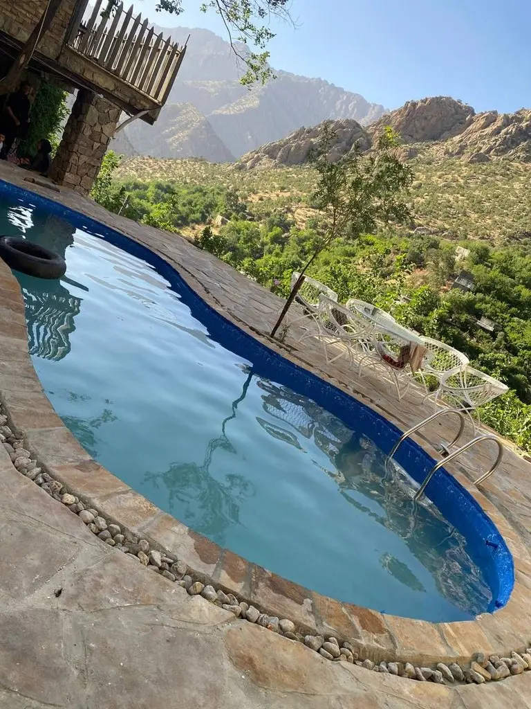 مجتمع اقامتگاهی دوخوابه استخردار داریان 1 - استخر روباز بچه سانسی