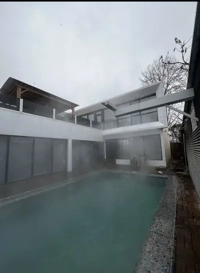 ویلا سه خوابه استخردار آبگرم شیشه ای وْی