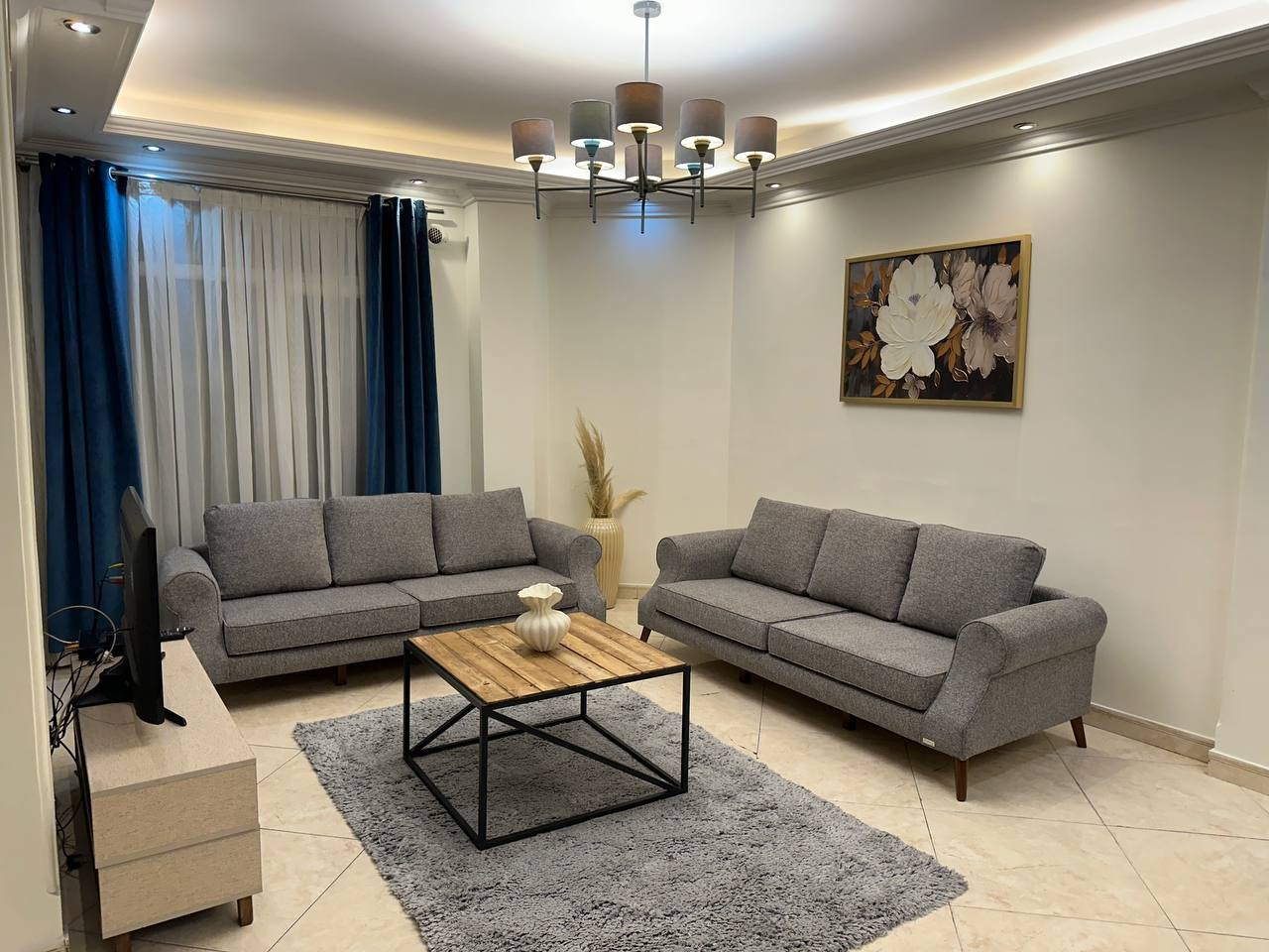 آپارتمان دوخوابه شاهان ۱ مرزداران