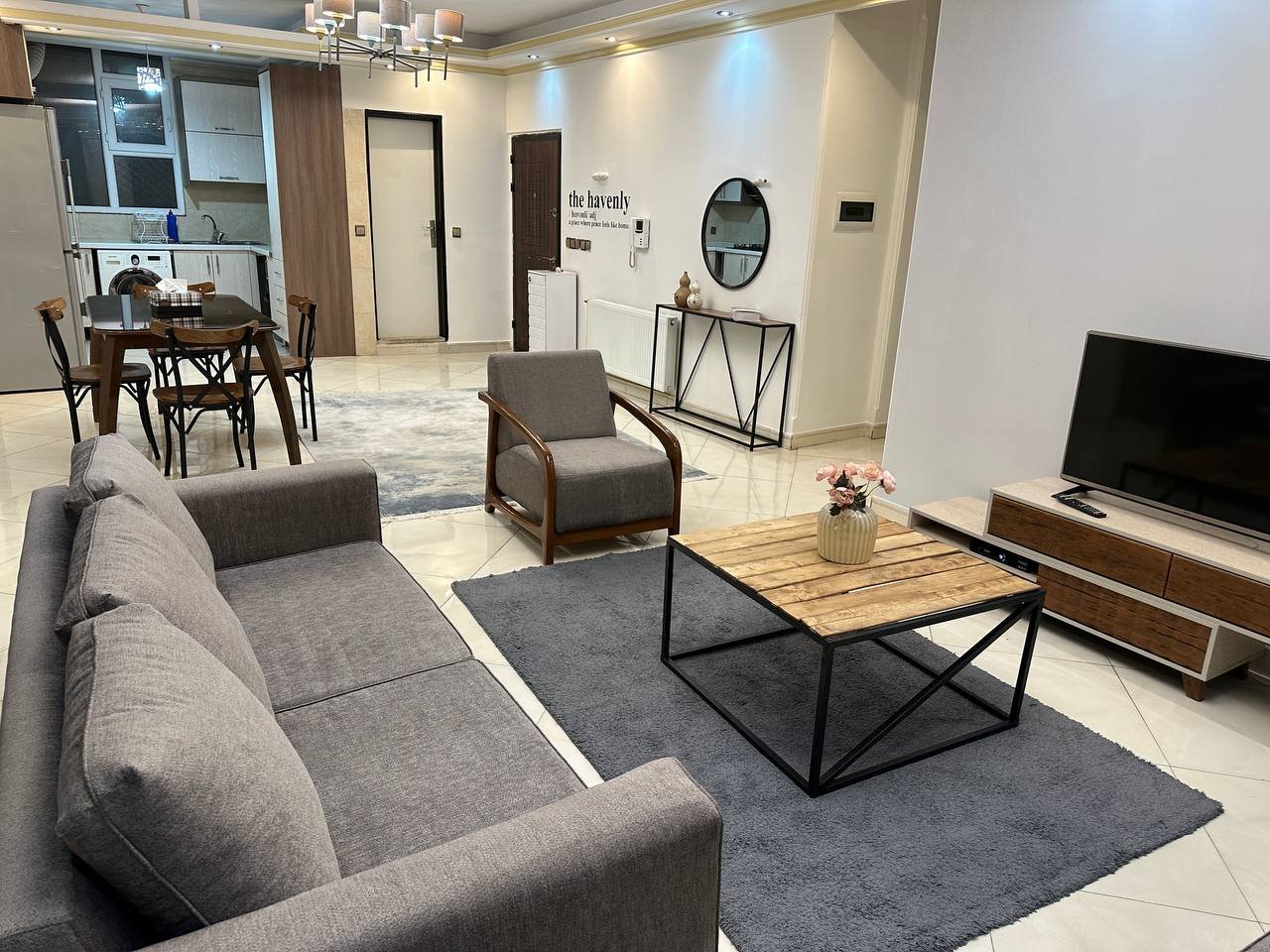 آپارتمان دوخوابه شاهان ۹ مرزداران