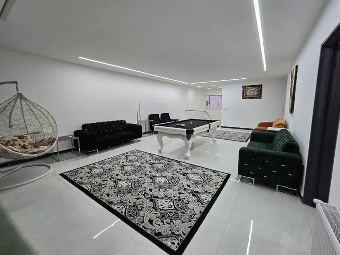 ویلا چهارخوابه تریپلکس استخردار ارکیده 1