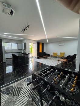 ویلا چهارخوابه تریپلکس استخردارآبگرم ارکیده ۲