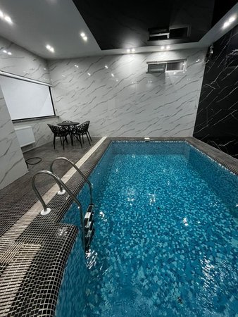 ویلا چهارخوابه تریپلکس استخردارآبگرم ارکیده ۲