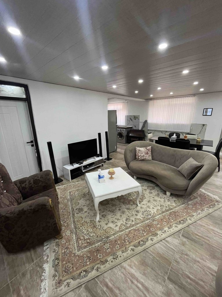 دو خوابه ساحلی گلبرگ غربی