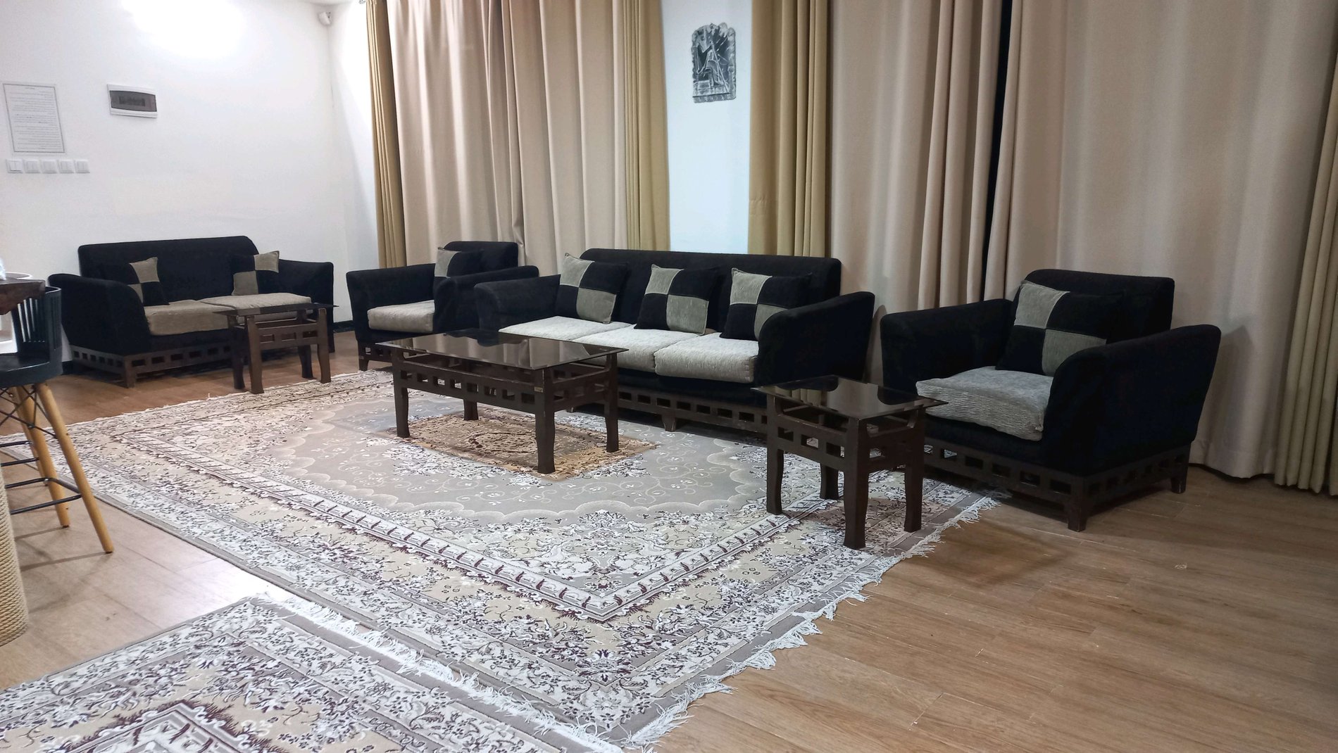 ویلا دوخوابه استخردار آبگرم باغ بهشت 1