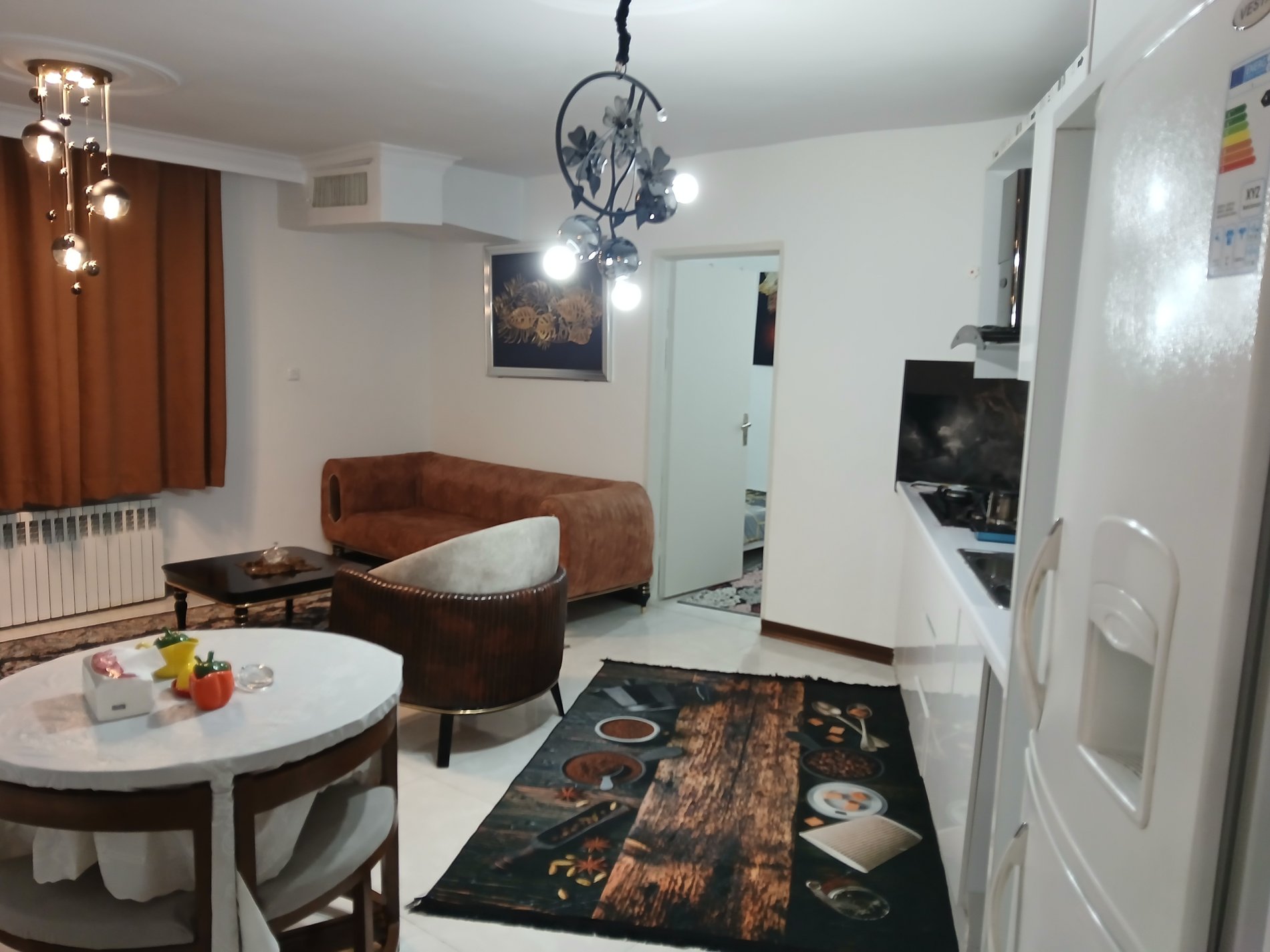 آپارتمان یک خوابه رز قرمز شهر زیبا