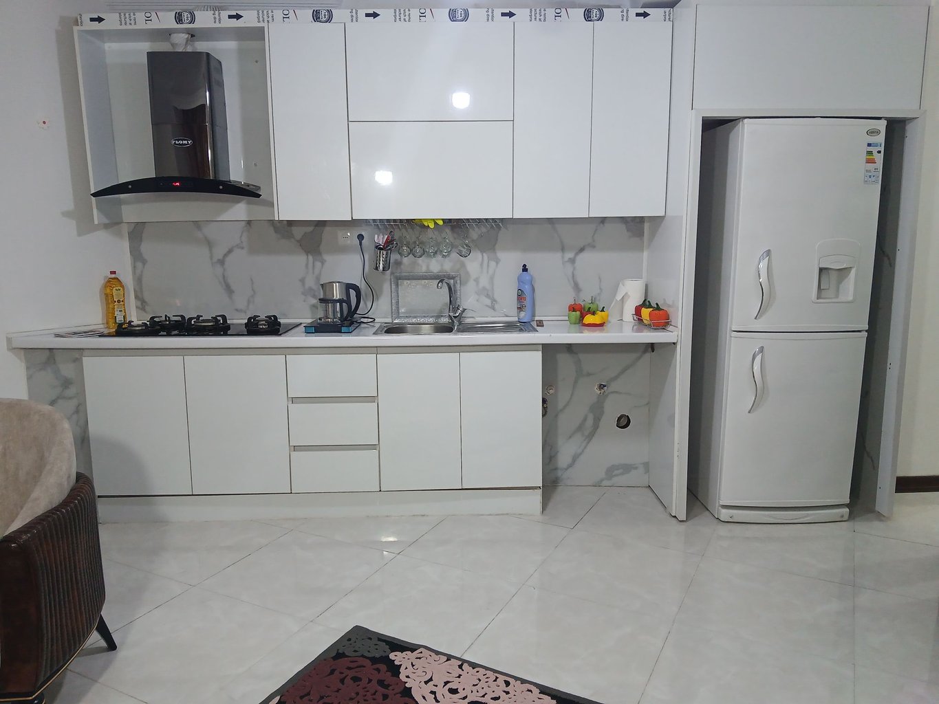 آپارتمان یک خوابه رز قرمز شهر زیبا