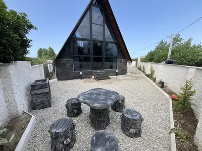 کلبه دوخوابه سوئیسی جکوزی دار کیوی