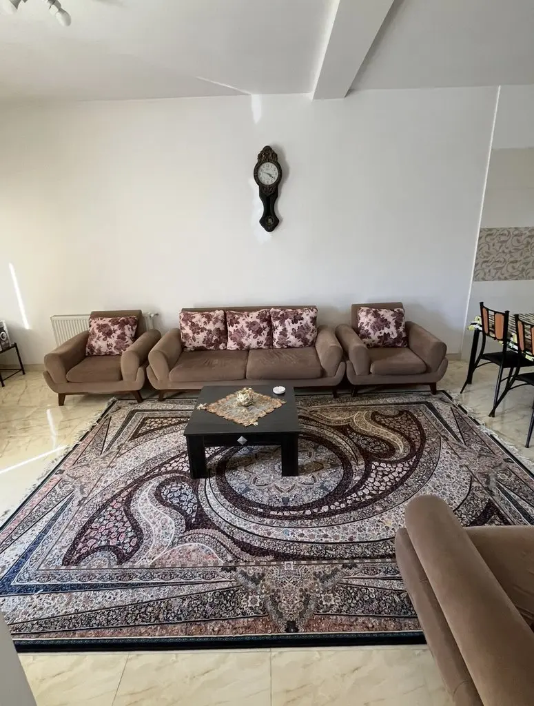 آپارتمان دوخوابه رباب 4