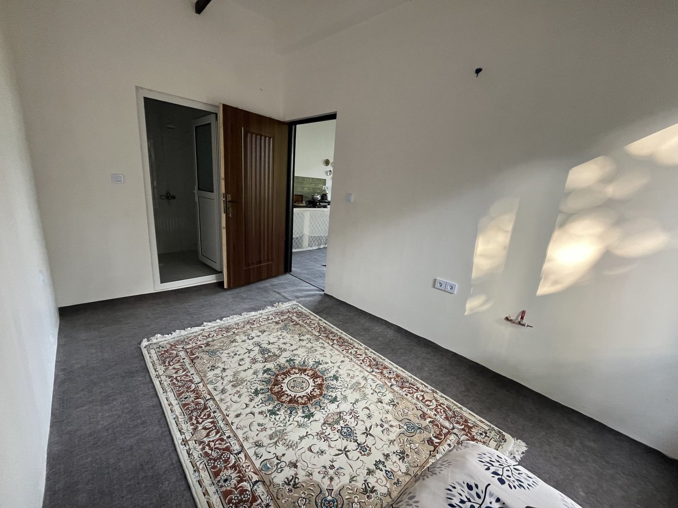 کلبه یک خوابه گل سپینود