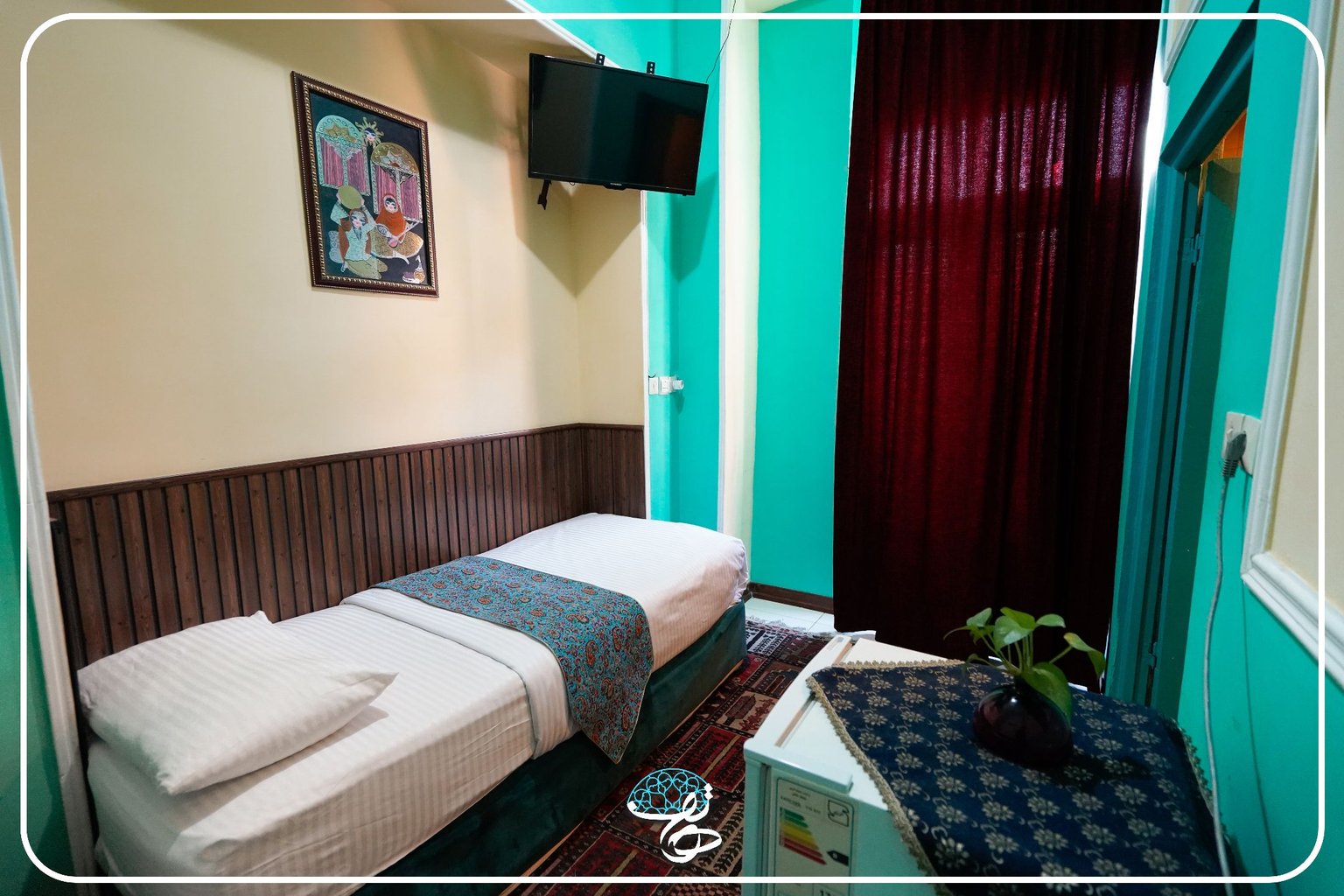 هاتف - واحد چهارتخته شاه نشین