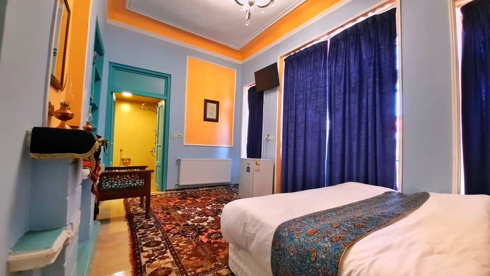 اقامتگاه سنتی هاتف - واحد دوتخته مرغ سحر