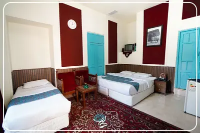 اقامتگاه سنتی هاتف - واحد دوتخته مرغ سحر