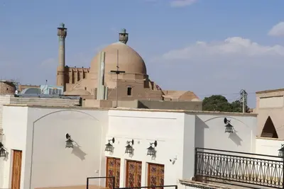 اقامتگاه سنتی خانه بهشتیان - واحد شب بو