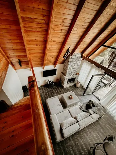 کلبه دوخوابه سوئیسی کاج