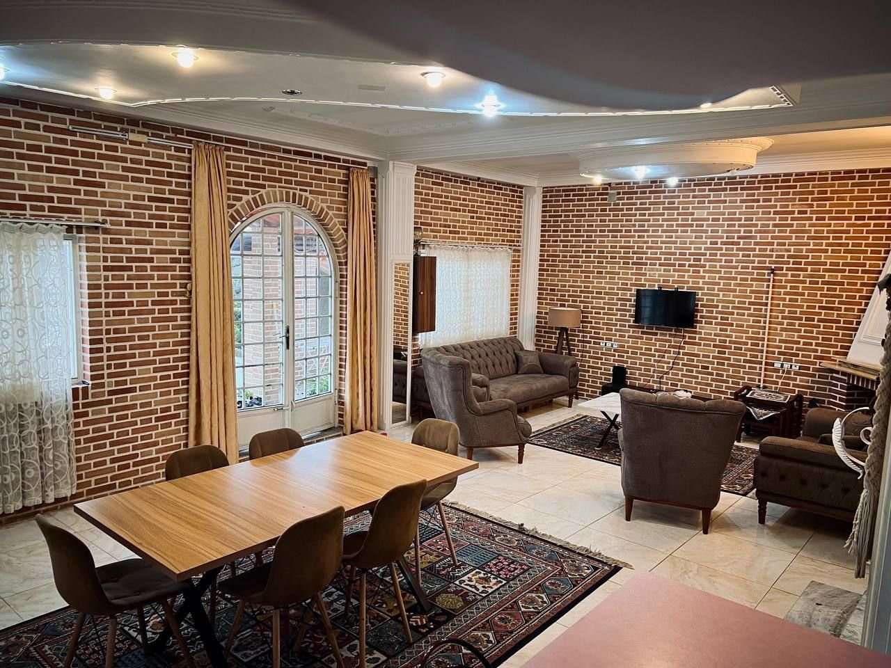 ویلا دوخوابه استخردار آبگرم رز 7